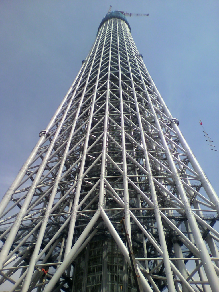 スカイツリー 建設途中 2010年 下から見上げた写真